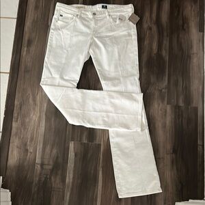 New! Women's White Jeans from AH